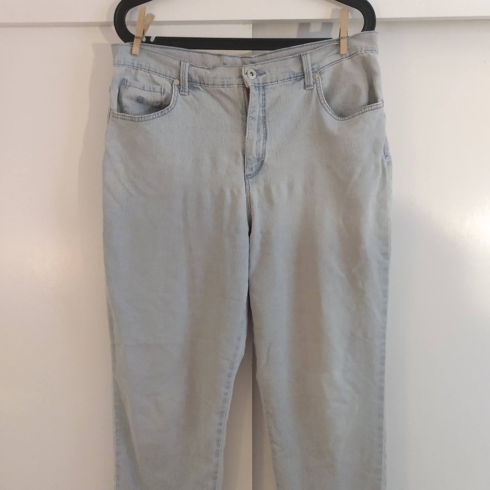 Gloria Vanderbilt Amanda Jeans size 14